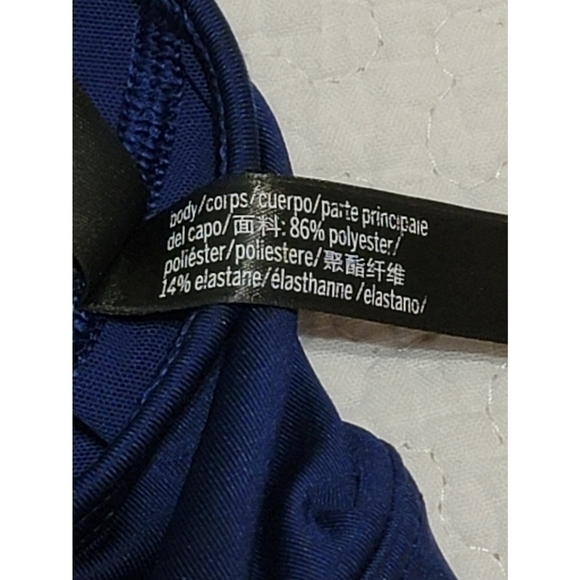 VICTORIA'S Secret Sport - Sport Bra - Picture 6 of 6